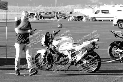 media/Oct-09-2022-SoCal Trackdays (Sun) [[95640aeeb6]]/Around the Pits/